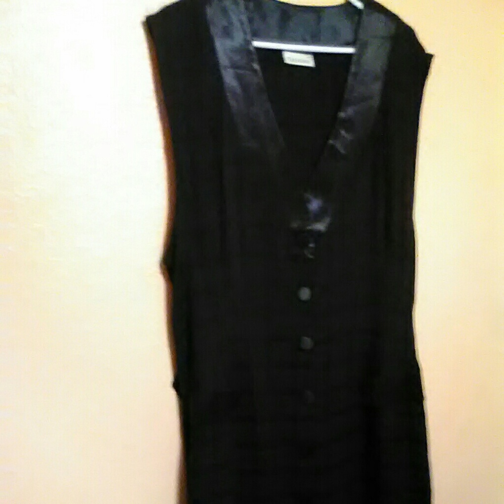 The Avenue navy dress